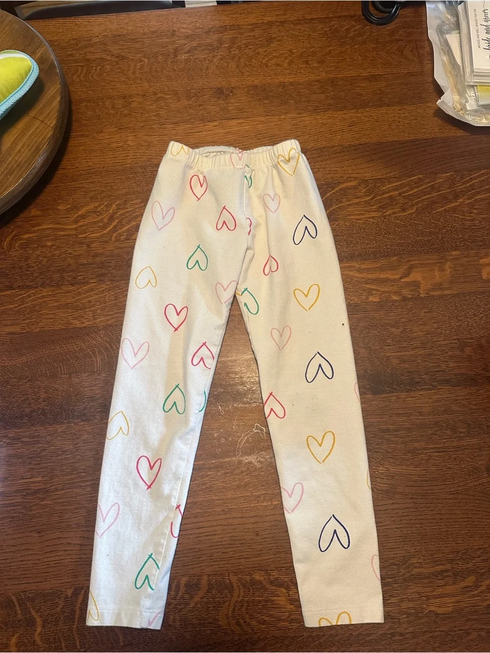 Old Navy White Leggings with Multicolor Heart Print